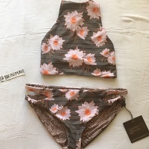 ACACIA 
Top size S 
Bottom size S